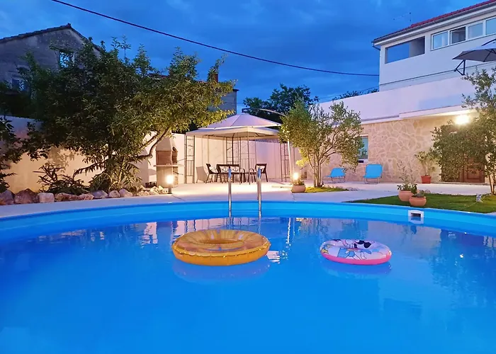 Apartments Villa Mihaela