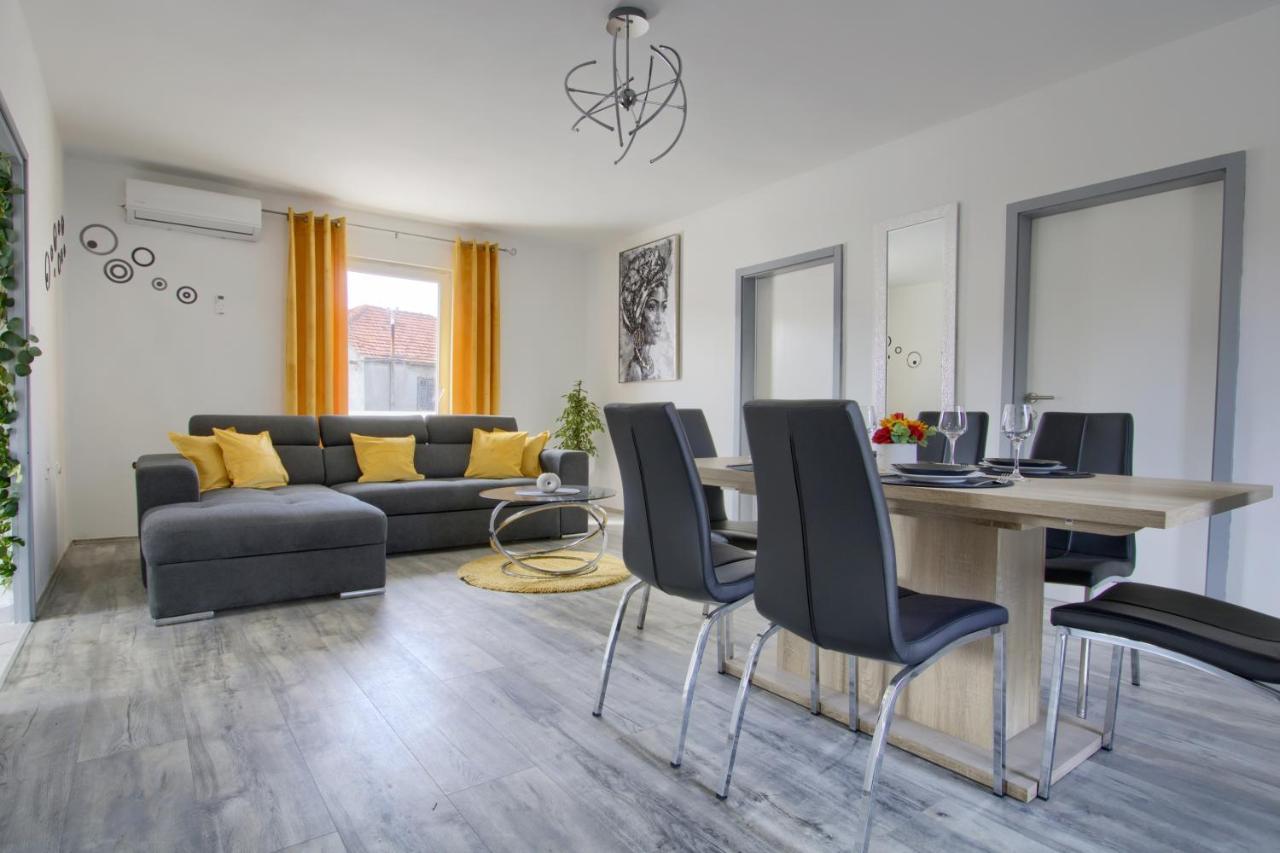 Apartment Mihaela