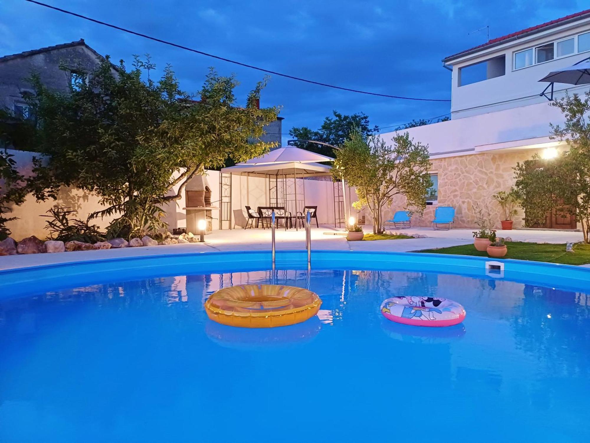 Apartment Mihaela Banj